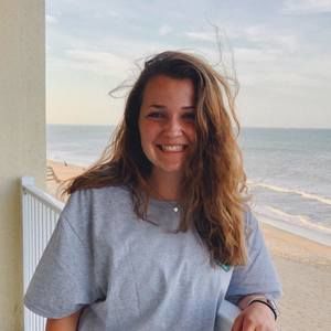 Meet your Posher, Caroline